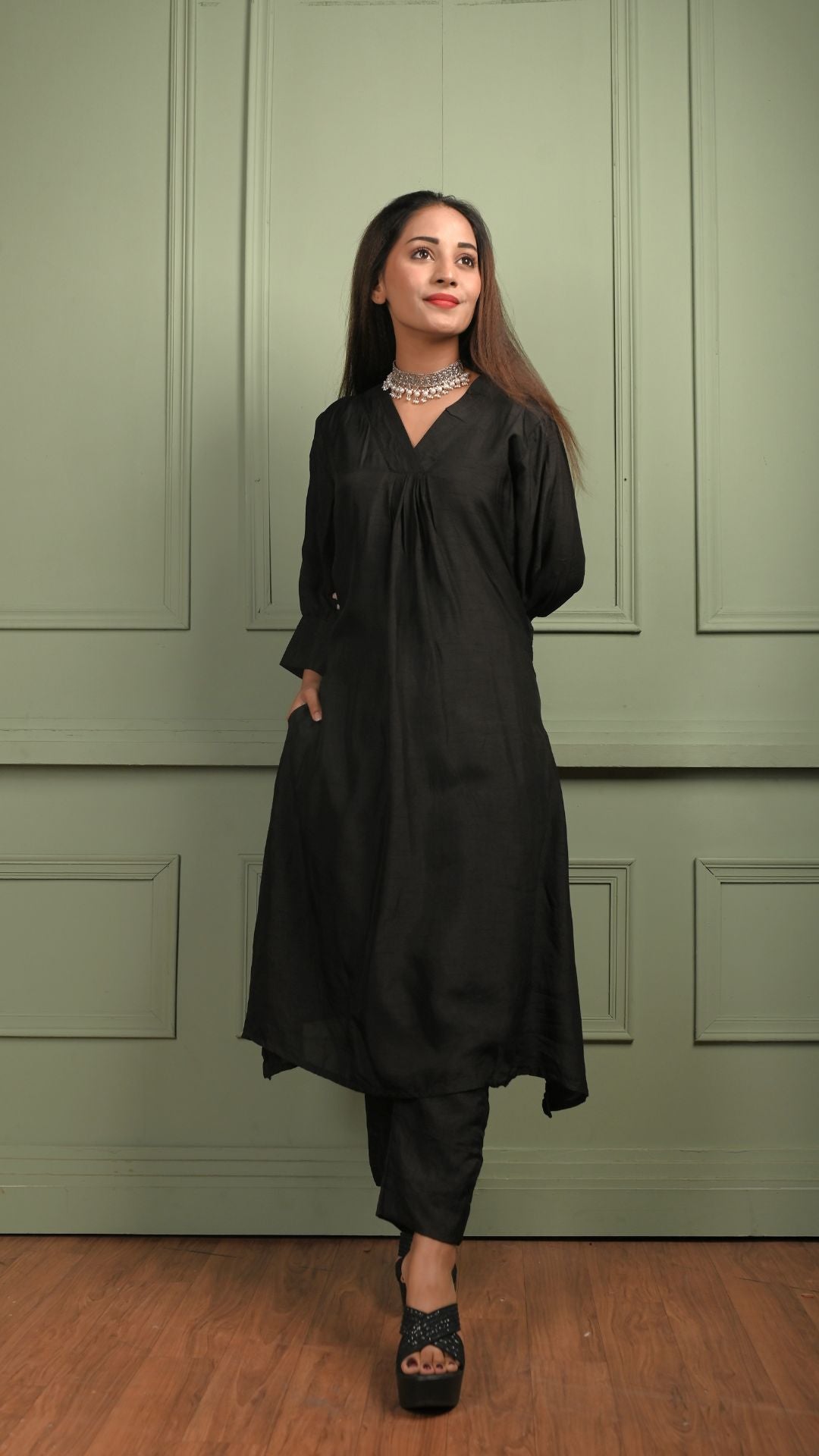 Shamail : Bamber Silk Co-Ord Set Black