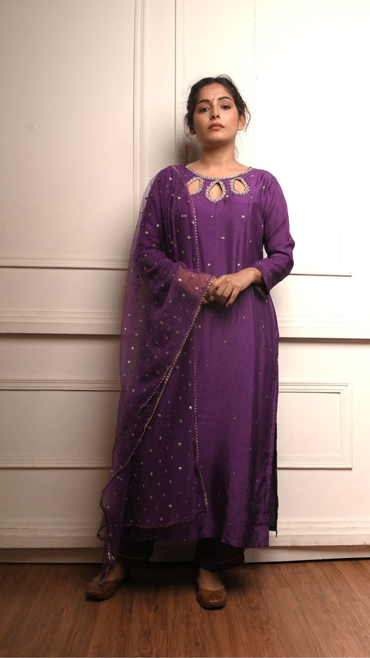 Nafisa: Purple Dola Neck Cutwork Kurta and Pants with Beautiful Net Dupatta (Set of 3)