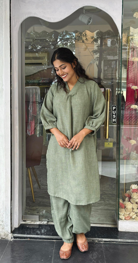 Eiliyah : Jute Cotton Co-ord Set Olive Green